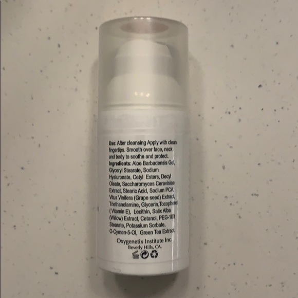 Oxygenetix oxygenating hydro-matrix cream - Picture 2 of 4